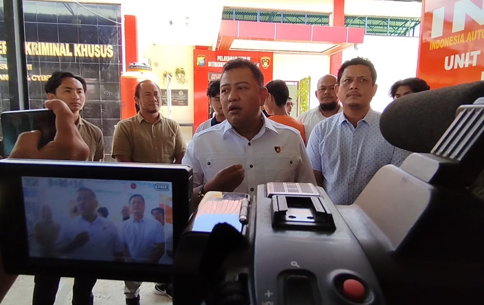 Tersangka Penyebar Video Asusila Mahasiswi Politeknik Negeri Batam Ditangkap oleh Ditreskrimsus Polda Kepri