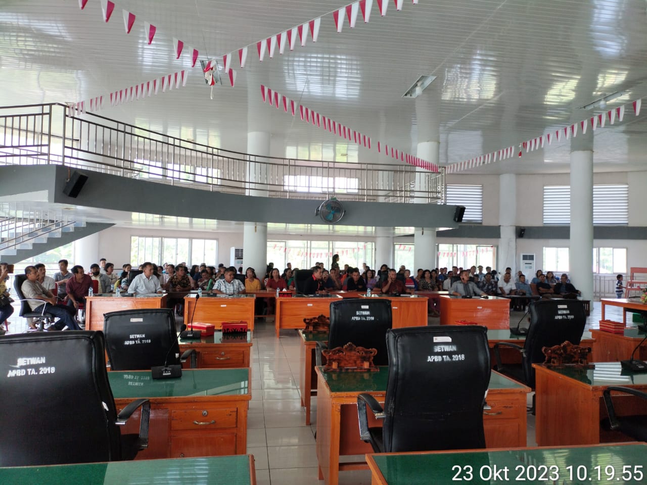 Masyarakat Hilizimali Desa Hilimbosi Kec. Sitoluori Nias Utara Audiensi dengan Pimpinan Beserta Anggota DPRD Nias Utara, Menuai Seribu Tanya
