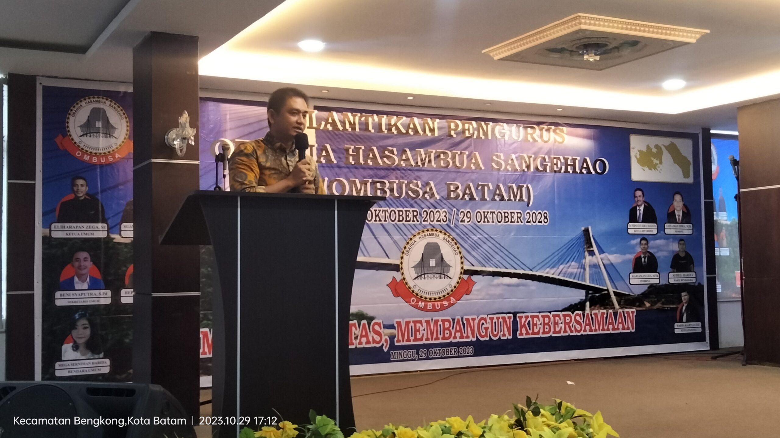 Pelantikan Pengurus Orahua Hasambua Sangehao Periode 2023 - 2028 telah Resmi Dilantik Oleh Ketua DPC HIMNI Batam