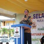 Amsakar Achmad Hadiri Peringatan Maulid Nabi Muhammad SAW di Masjid Babussalam Bengkong Amsakar Achmad Hadiri Peringatan Maulid Nabi Muhammad SAW di Masjid Babussalam Bengkong