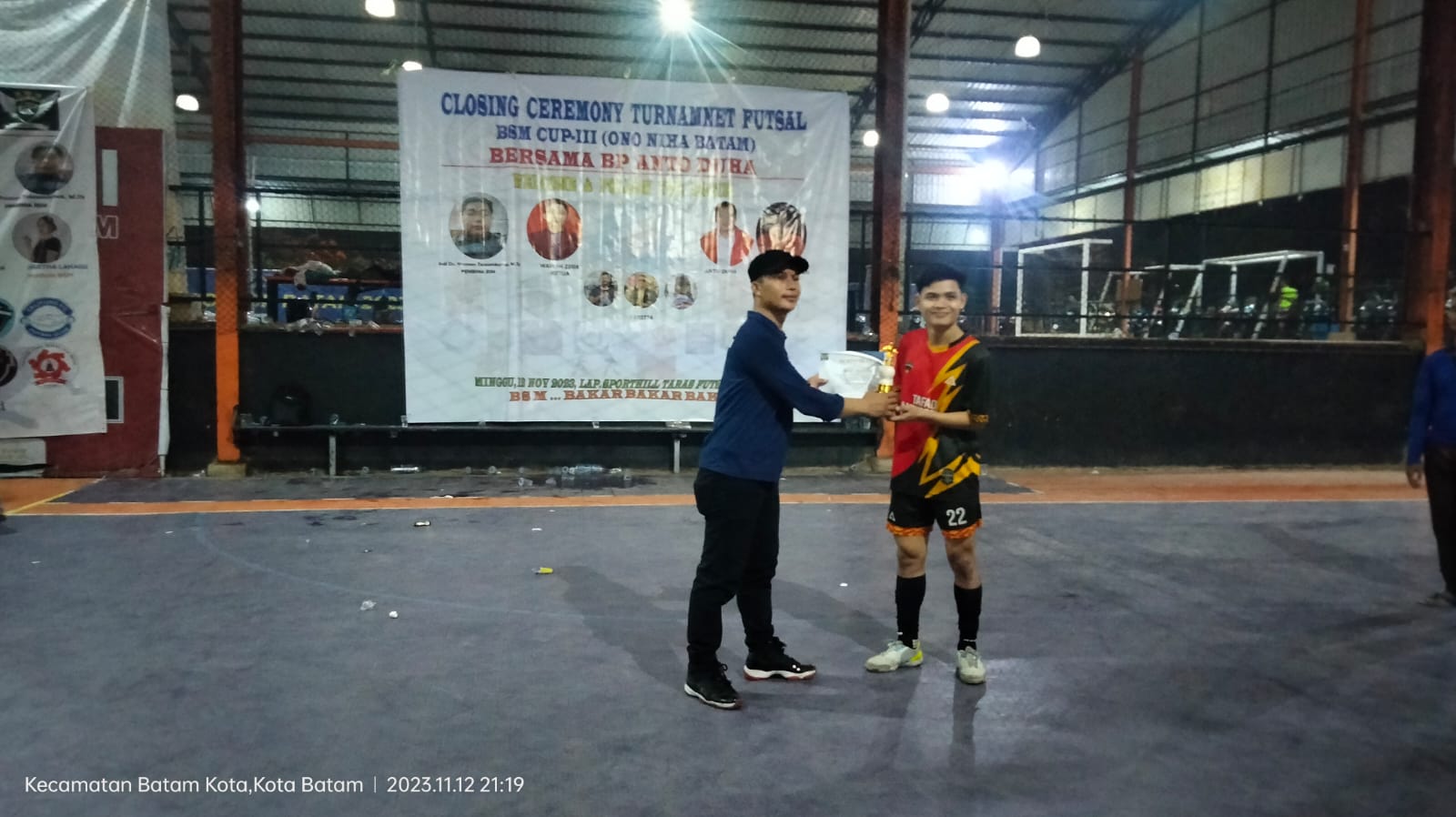 Ribuan Penonton Hadiri Pertandingan Kejuaraan Turnamen BSM CUP III Pemuda Nias Batam 