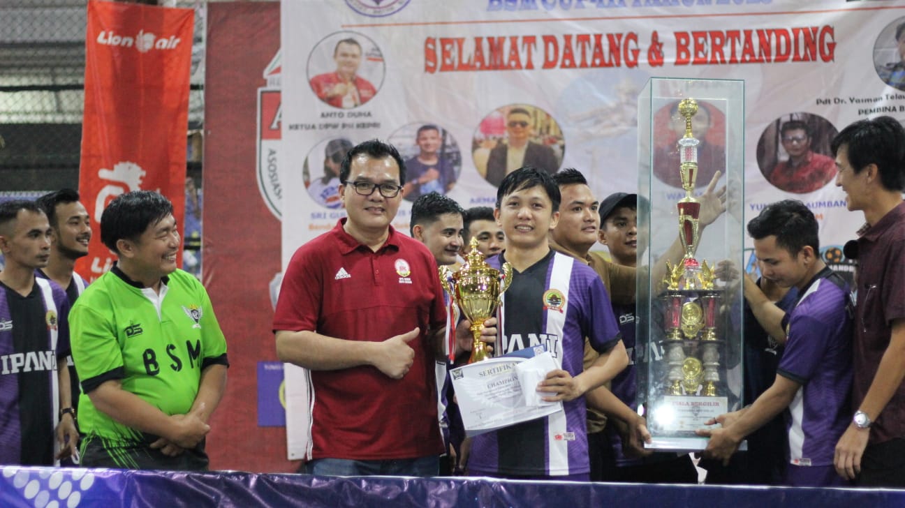 Caleg Anto Duha Hadiri Kejuaraan Turnamen BSM CUP III Pemuda Nias Batam 