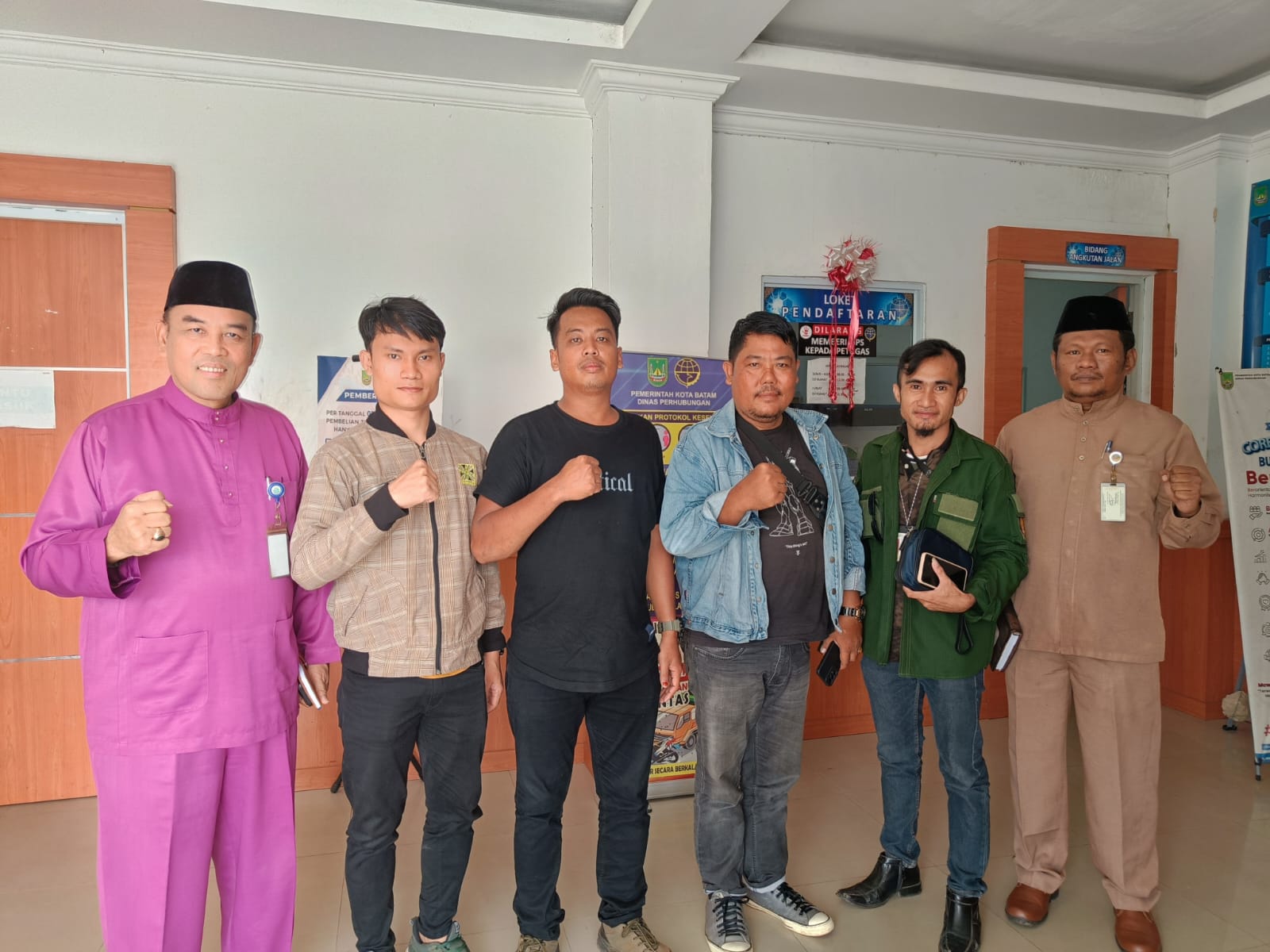 Sejumlah Media Online Datangi Kantor Dishub Batam Terkait Parkir dan Pungli
