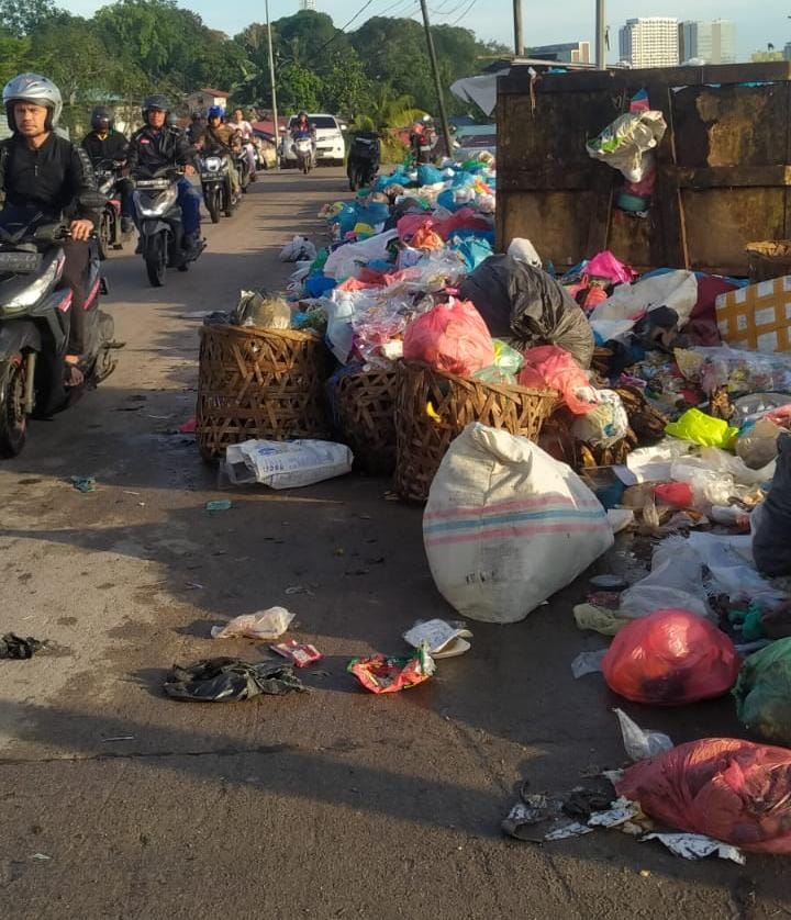 Timbulkan Korban Akibat Penumpukan Sampah di Wilayah Tj Uma Batam