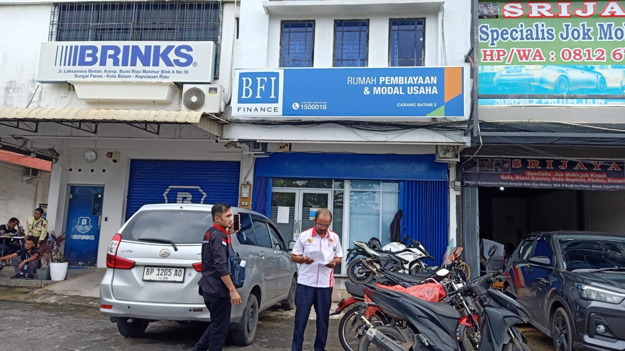 Tanpa Sepengetahuan Pemiliknya, Bambang Dihubungi Pihak Finance Bahwa Mobil Ditarik, Team Libas dan LPKNI Datangi BFI