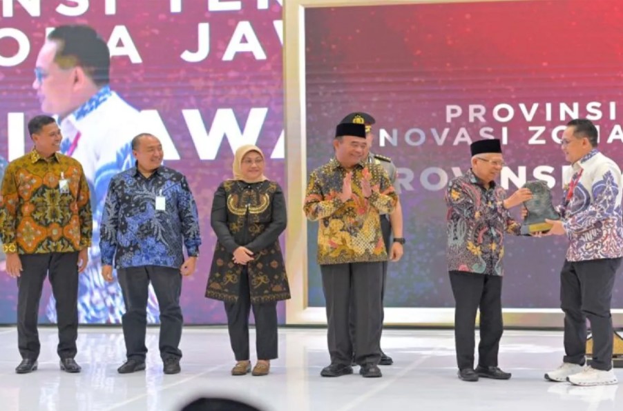 Wapres Anugerahkan Paritrana Award dan Berharap Angka Universal Coverage Jamsostek Terus Meningkat