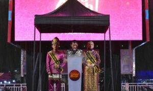 Plt Sekdakot Langsa Suriyatno, AP, MSP Menutup Festival Pesona Pesisir Timur Aceh Plt Sekdakot Langsa Suriyatno, AP, MSP Menutup Festival Pesona Pesisir Timur Aceh