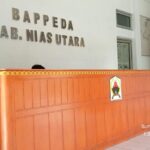 Kantor BAPPEDA Nias Utara Seperti Tidak Ada Penghuninya Sehingga Sampah Bertebaran di Mana-mana Kantor BAPPEDA Nias Utara Seperti Tidak Ada Penghuninya Sehingga Sampah Bertebaran di Mana-mana