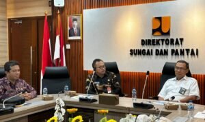 Pj .Wako Payakumbuh Suprayitno Berhasil Mendapatkan izin dalam Pemanfaatan Jalur Mati Rel KAI Pj .Wako Payakumbuh Suprayitno Berhasil Mendapatkan izin dalam Pemanfaatan Jalur Mati Rel KAI