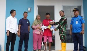 5 KK Telah Bergeser ke Rumah Baru di Tanjung Banun 5 KK Telah Bergeser ke Rumah Baru di Tanjung Banun