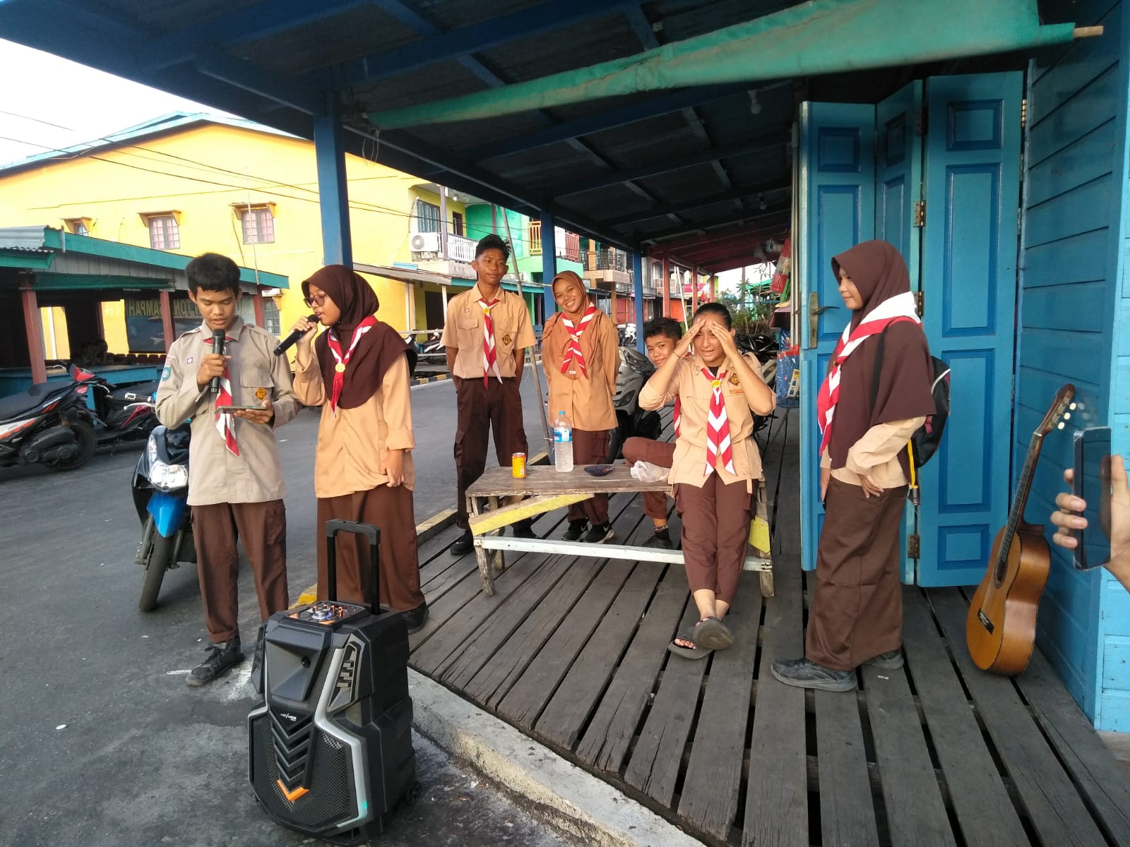 Gabungan Pramuka SMAN-SMKN Kecamatan Bunguran Barat Gelar Donasi Penggalangan Dana