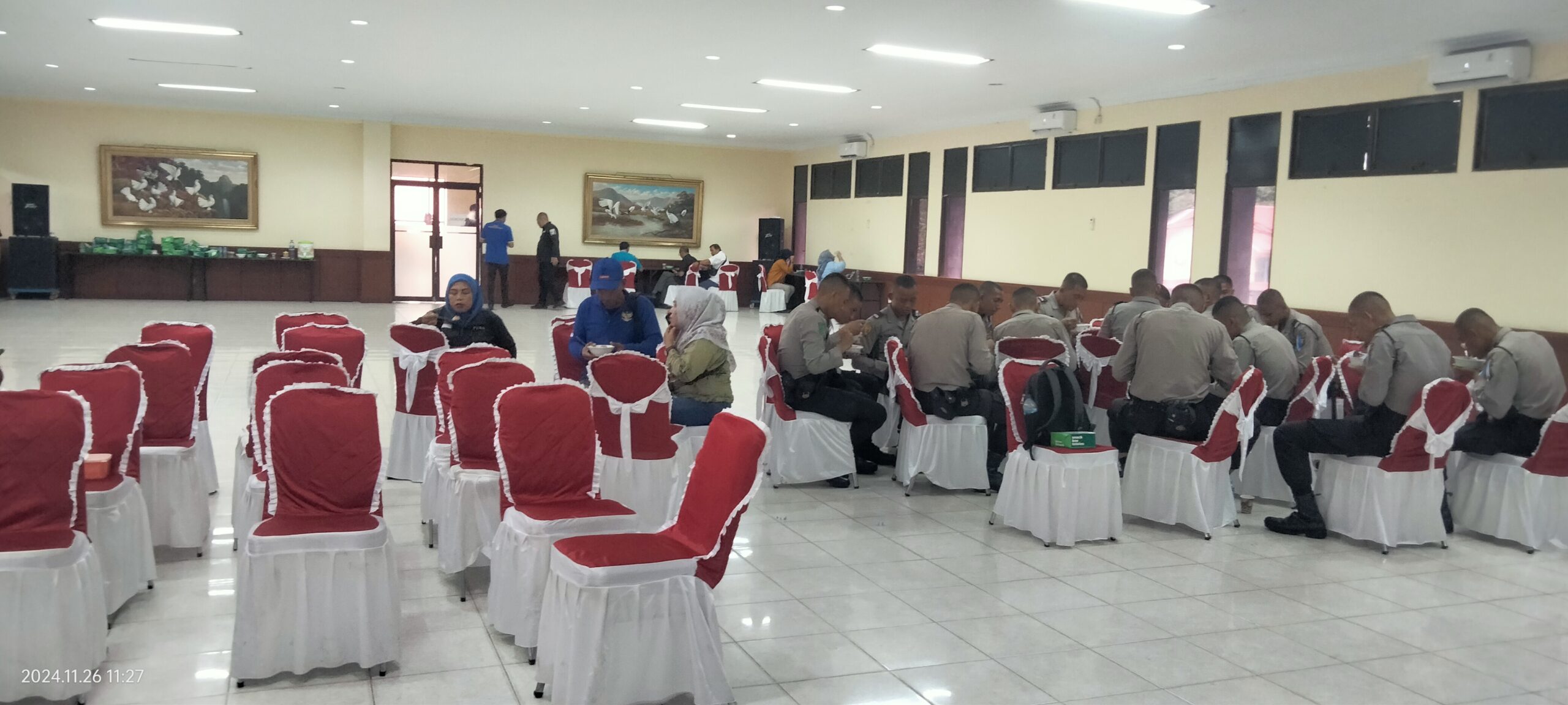 Dalam Rangka Ciptakan Suasana Aman dan Kondusif Jelang Pilkada, Humas Polresta Barelang Bersama Insan Pers Gelar Coffee Morning