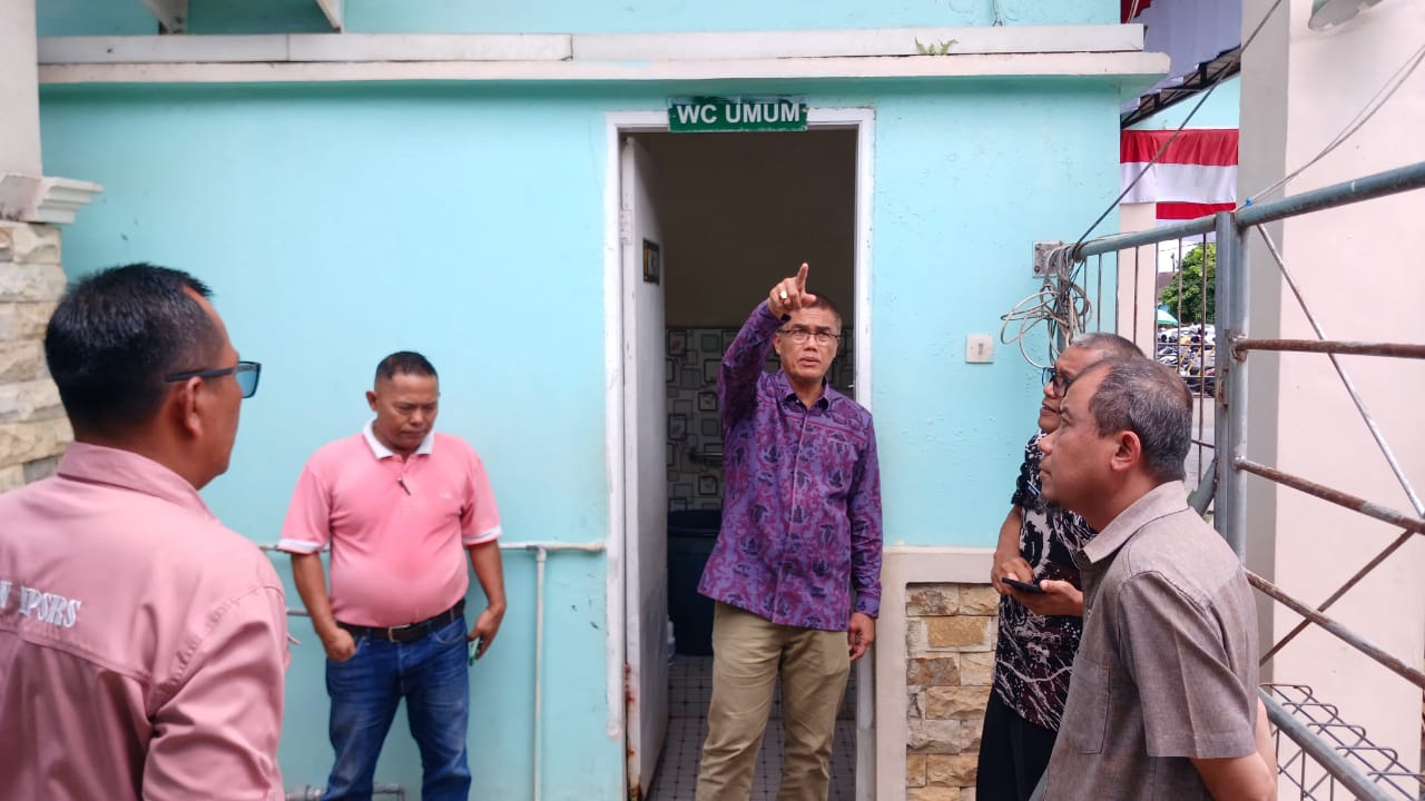 Sekretaris Daerah Kota Payakumbuh, Rida Ananda, Melakukan Inspeksi Mendadak di Rumah Sakit Umum