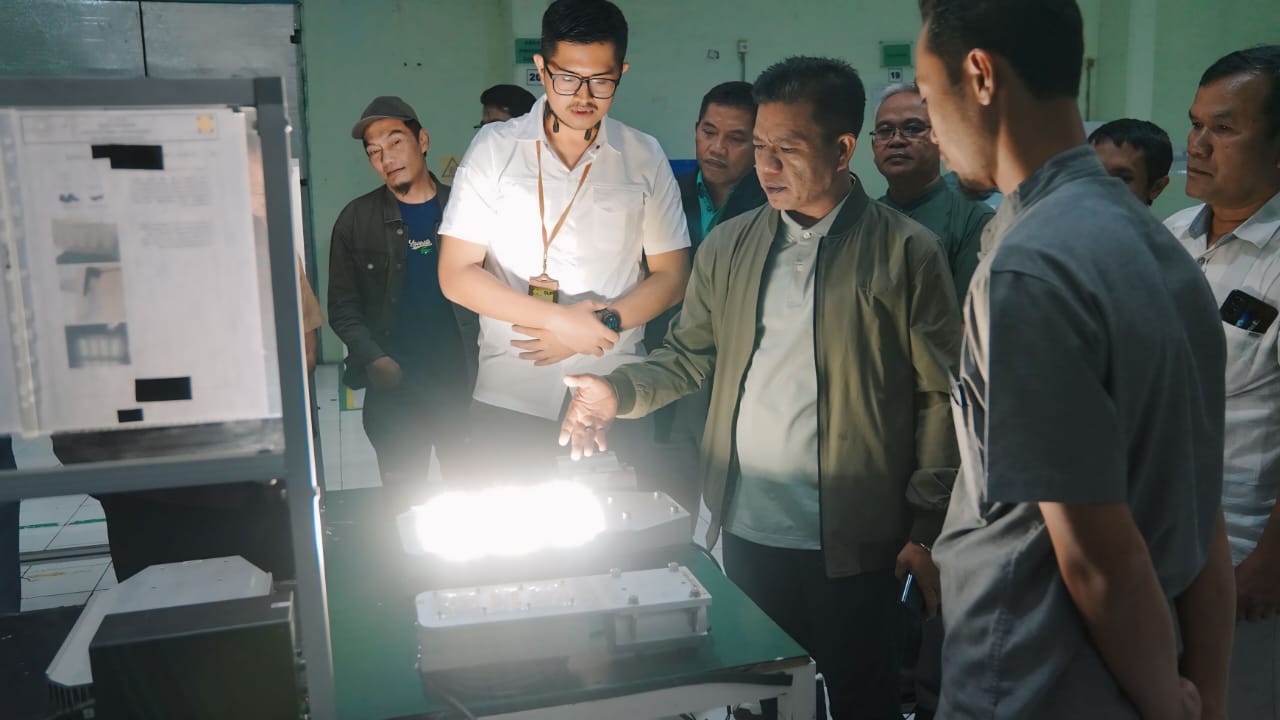Bupati Bandung Kang DS, Bangga Ada Perusahaan Produk Energi Terbarukan di Kabupaten Bandung