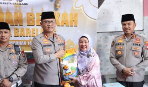 Polresta Barelang Gelar Bakti Sosial di Panti Asuhan At-Taqwa dalam Rangka HUT Polda Kepri Ke -20 dan Bulan Suci Ramadhan 1446 H Polresta Barelang Gelar Bakti Sosial di Panti Asuhan At-Taqwa dalam Rangka HUT Polda Kepri Ke -20 dan Bulan Suci Ramadhan 1446 H
