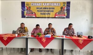 Polsek Sungai Beduk Rutin Laksanakan Jumat Curhat Kamtibmas Tampung Aspirasi Masyarakat Polsek Sungai Beduk Rutin Laksanakan Jumat Curhat Kamtibmas Tampung Aspirasi Masyarakat