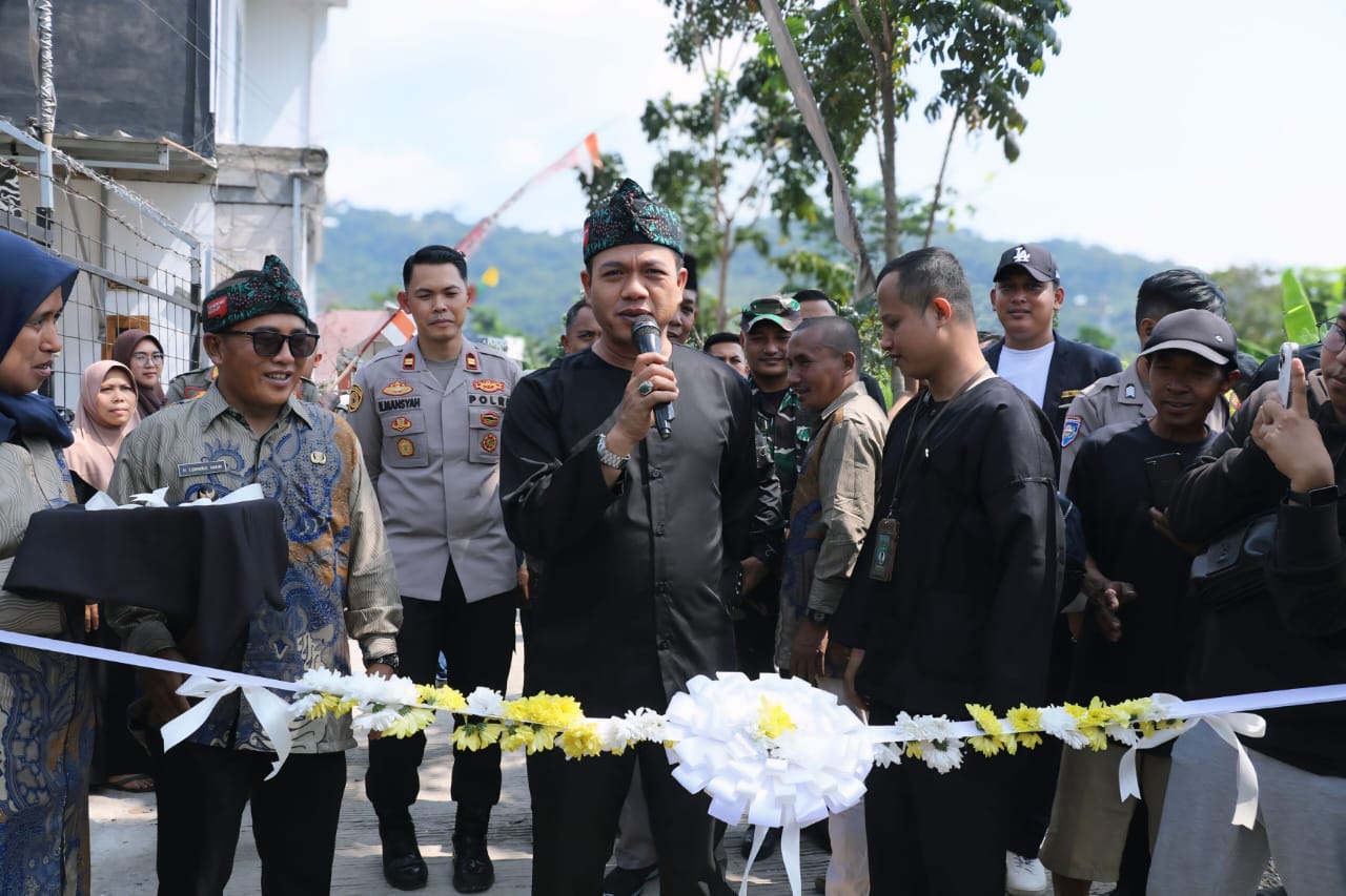 Bupati H Dadang Supriatna: Peningkatan Infrastruktur Jalan Percepat Pertumbuhan Ekonomi Masyarakat