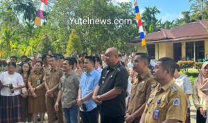 Bupati Dan Anggota DPRD Kab. Nias Utara Resmi Membuka Gedung Perpustakaan/Kantor Desa Lukhu Lase. Bupati Dan Anggota DPRD Kab. Nias Utara Resmi Membuka Gedung Perpustakaan/Kantor Desa Lukhu Lase.