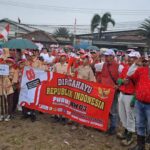 Antusias Warga Masyarakat Ikuti Gerak Jalan Sehat, Meriahkan HUT RI, Gaungkan Semangat Bedas Menuju Indonesia Emas 2045