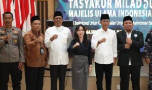 Ketua DPRD Batam Hadiri Tasyakuran Milad ke-50 MUI Kota Batam Ketua DPRD Batam Hadiri Tasyakuran Milad ke-50 MUI Kota Batam