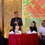 Reuni 34 Tahun SMP 1988 dan SMA 1991 Dabo Singkep, Amsakar-Li Claudia Lepas Rindu Bersama Teman dan Guru Reuni 34 Tahun SMP 1988 dan SMA 1991 Dabo Singkep, Amsakar-Li Claudia Lepas Rindu Bersama Teman dan Guru