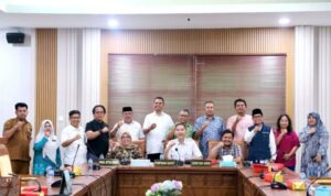 Komisi IV DPRD Terima Kunjungan Silaturahmi LKSA se-Kota Batam, Jadi Masukan Pembahasan Ranperda Kota Ramah Anak Komisi IV DPRD Terima Kunjungan Silaturahmi LKSA se-Kota Batam, Jadi Masukan Pembahasan Ranperda Kota Ramah Anak