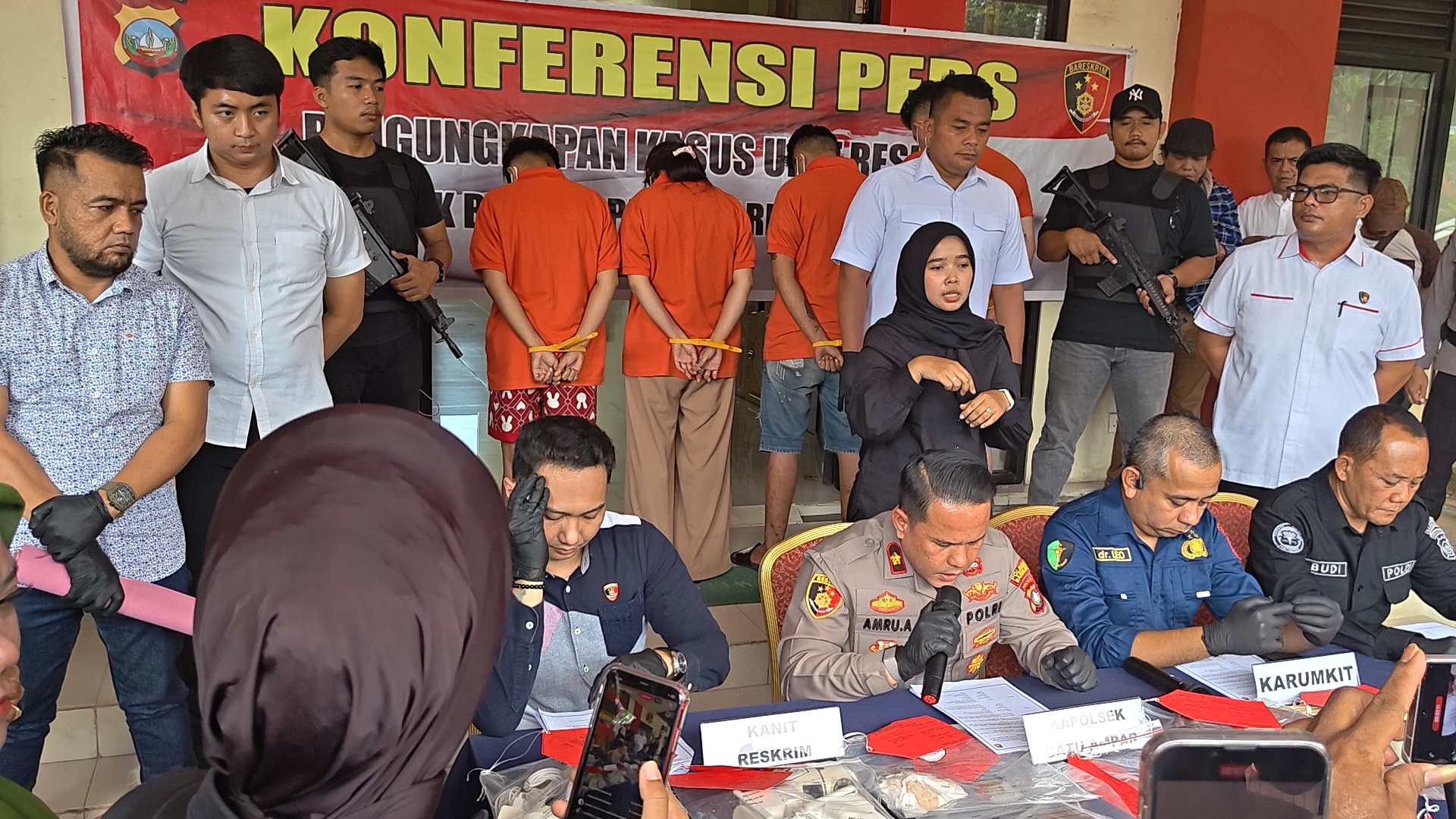 Konfers Polsek Batu Ampar : Niat Mencari Pekerjaan di Medsos Batam berujung maut, 4 Tersangka Terancam Hukuman Mati